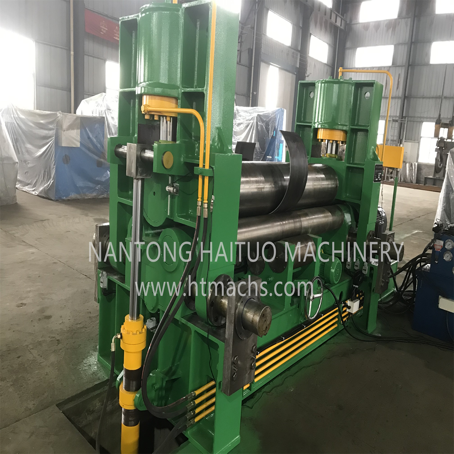 Heavy Duty 3 Roller Steel Plate Bending Machine from China manufacturer